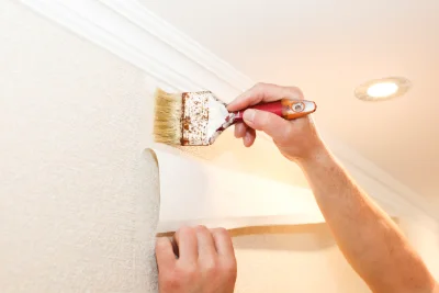 Pose de papier peint à Bouges-le-Château — revêtements muraux et toiles de verre